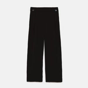 Zara Black Flowy Cropped Pants